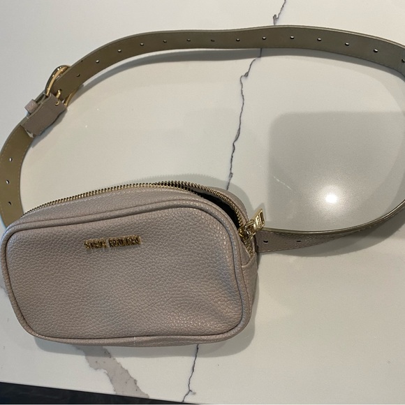 Steve Madden belt bag - Picture 2 of 3